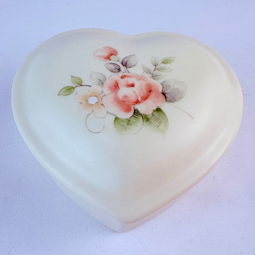 Pfaltzgraff Heart Shaped Trinket Box w/ Lid Tea Rose Ceramic Floral Vintage USA